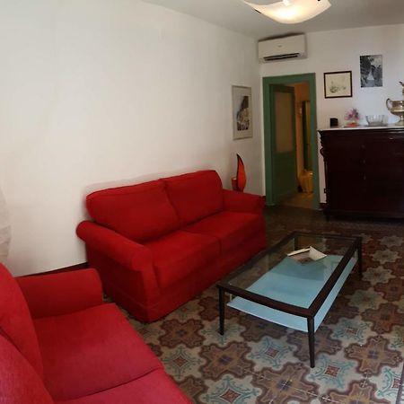 Terrazza Spinola Apartment เชฟาลู ภายนอก รูปภาพ