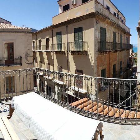 Terrazza Spinola Apartment เชฟาลู ภายนอก รูปภาพ