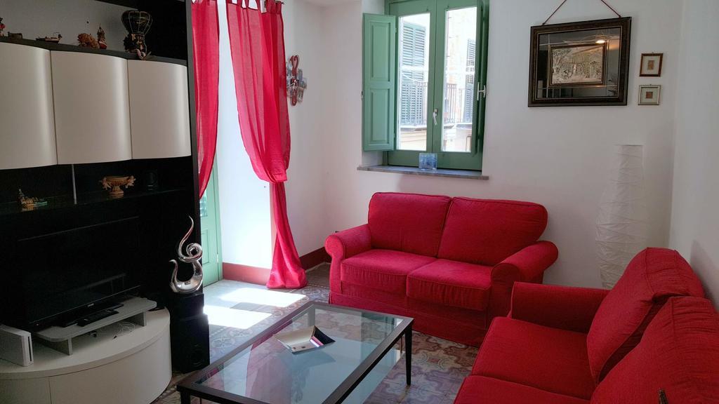 Terrazza Spinola Apartment เชฟาลู ภายนอก รูปภาพ